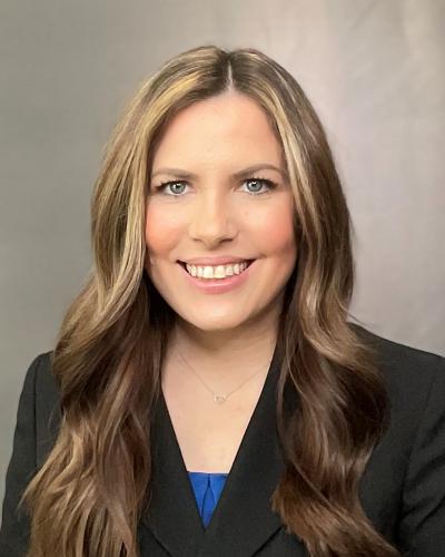 Lindsey Girodo Headshot